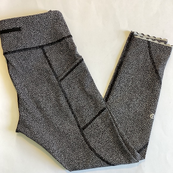 Mint! LULULEMON Tight Stuff Tight II Chakra Print Alpine - Picture 1 of 9